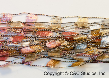 1654: NEW CHAMPAGNE CREAMS FRINGE